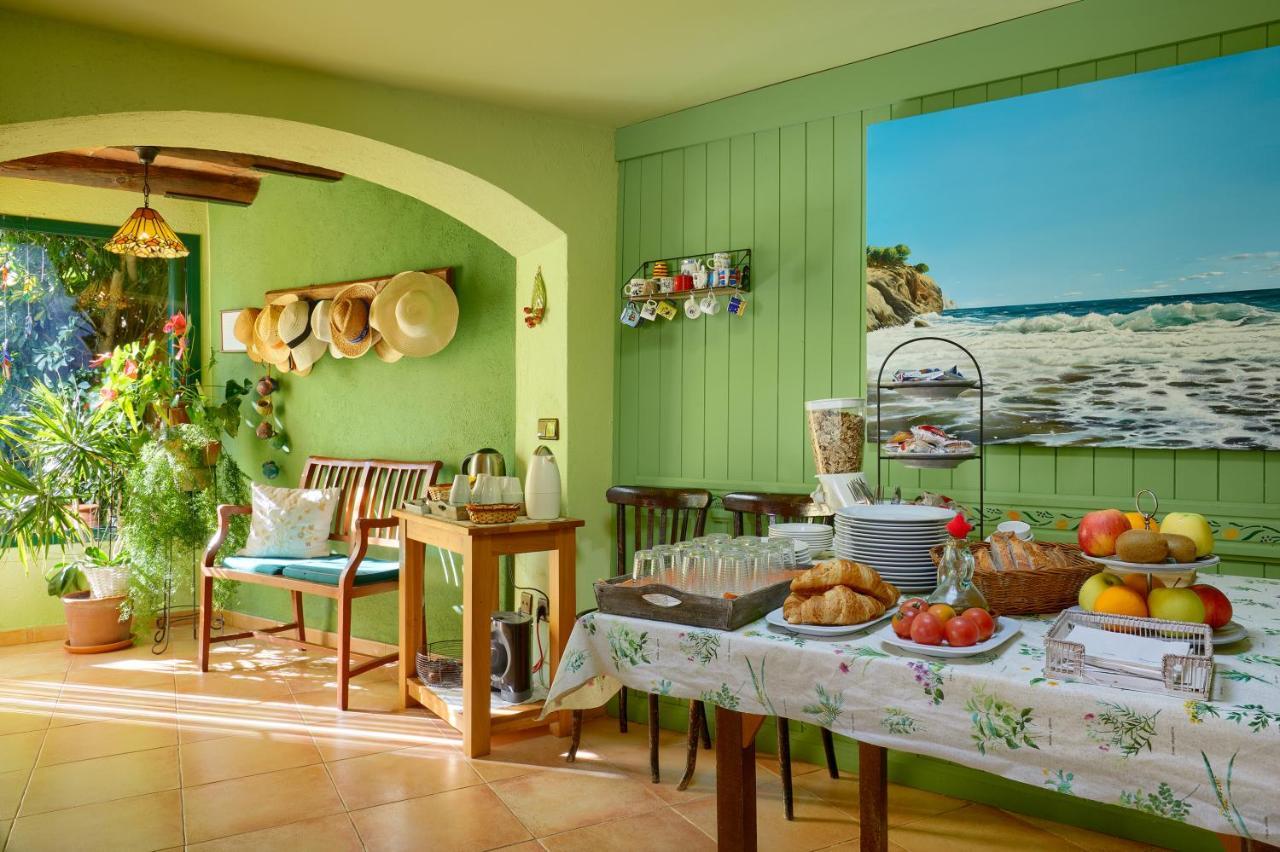 Casa Rural Can Coll Garriguella Eksteriør bilde